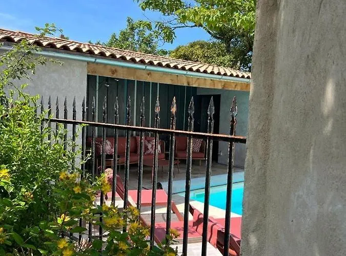 Le 240b #1 Gasthof Saint-Mard (Charente-Maritime)